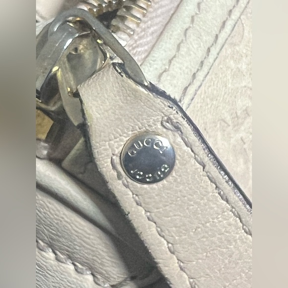 Authentic Gucci Handbag - Picture 6 of 7